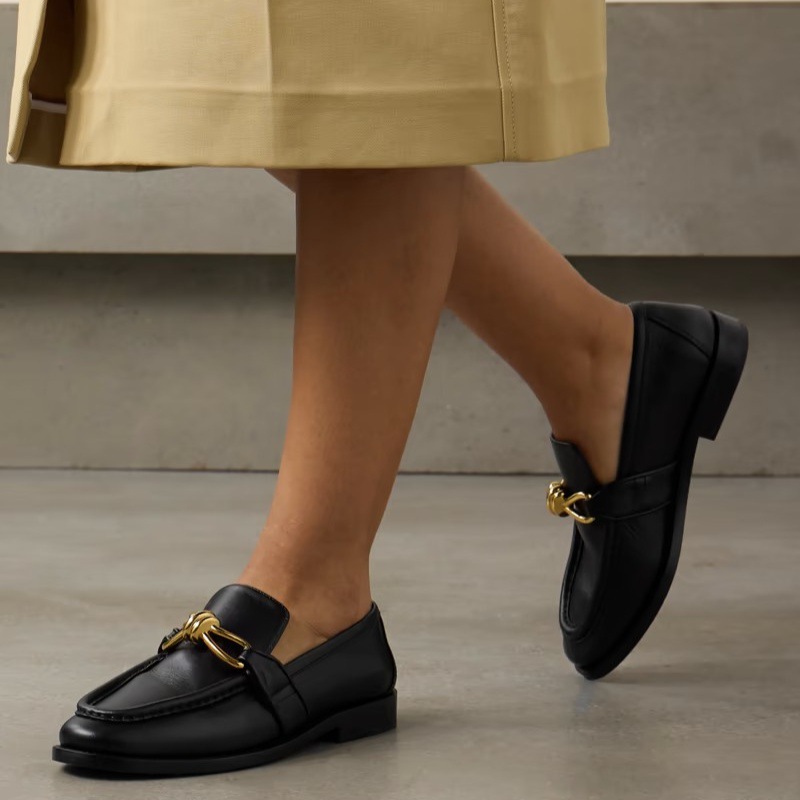 2026 New Women Loafers Metal K - Men Shoes Elegant ulasan dan harga
