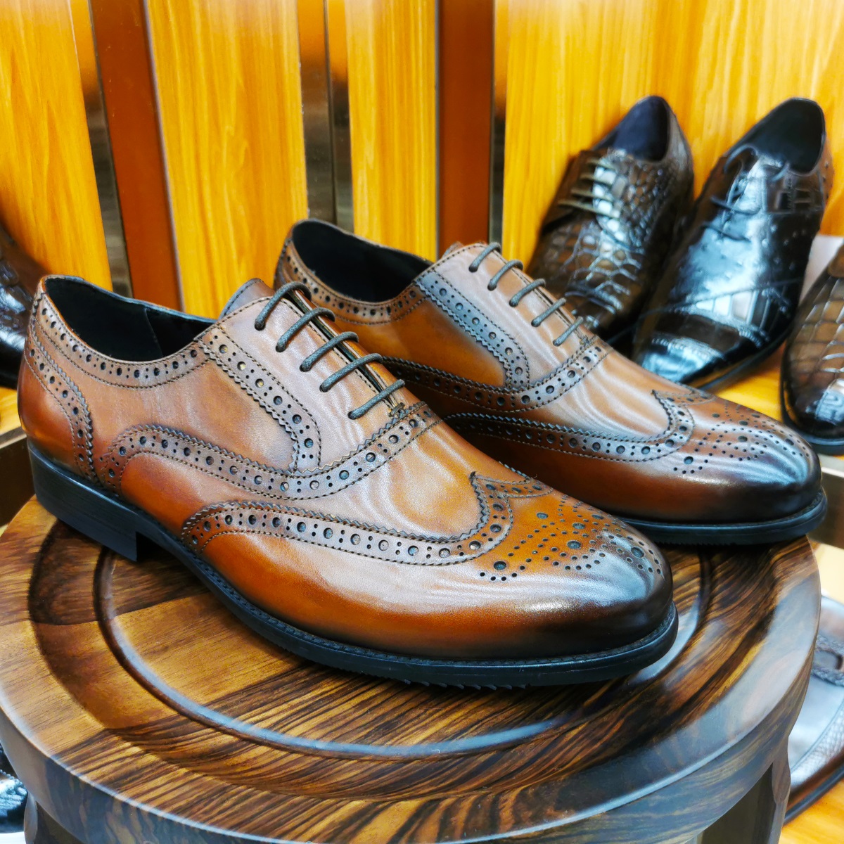 Luxury Men's Dress Shoes Genui - Oxford Brogue Leather ulasan dan harga